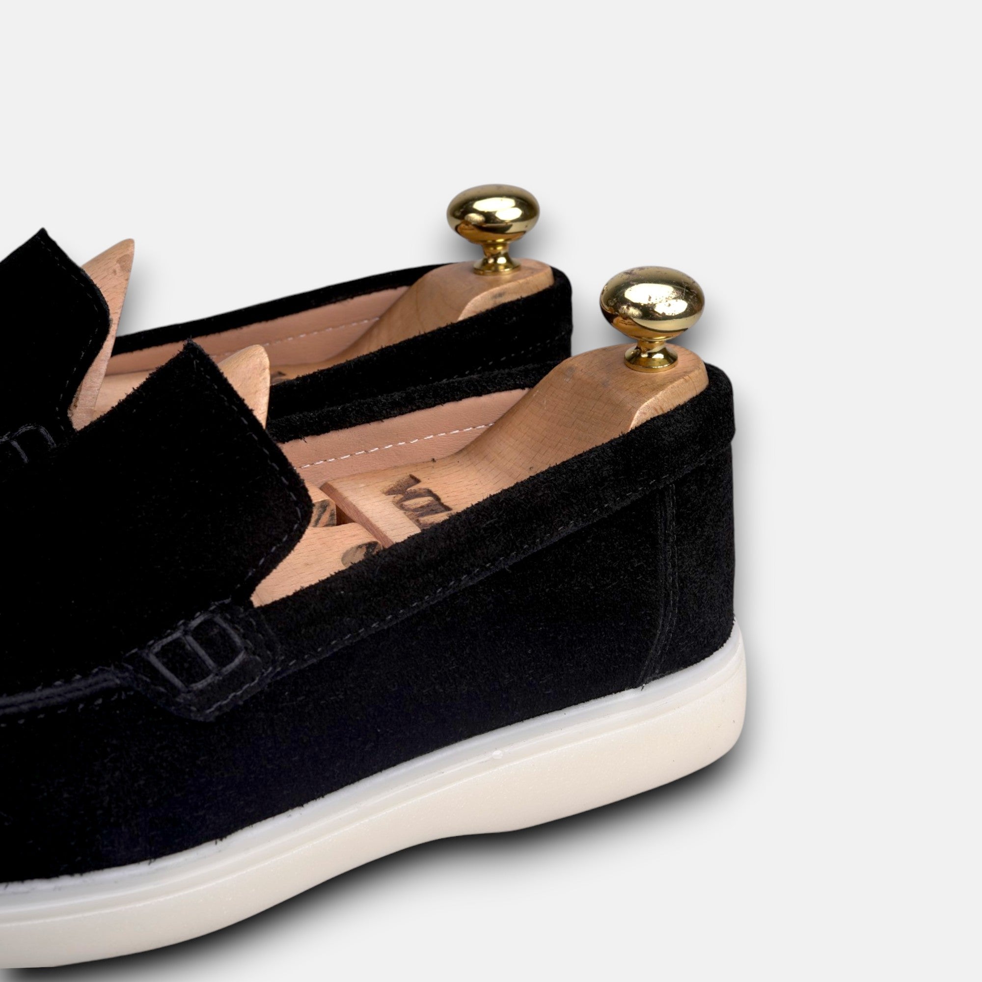 Volzak 713 Mocassin en daim Noir